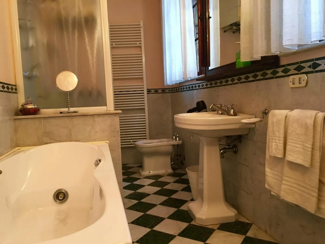 Bed & Breakfast B&B Il Gianduia Lucignano Italia